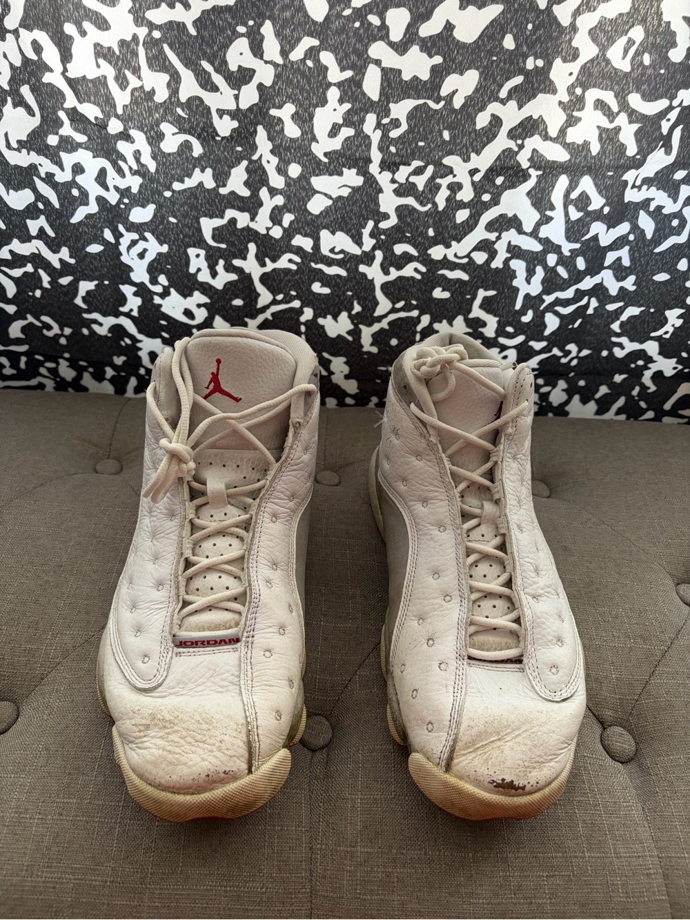 Air Jordan 13 Retro Wolf Grey 2023 Men’s Size 10.5 White Red 414571-160